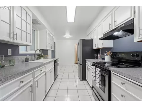 1520 SE 210th Ave, Gresham, OR 97030 photo 18