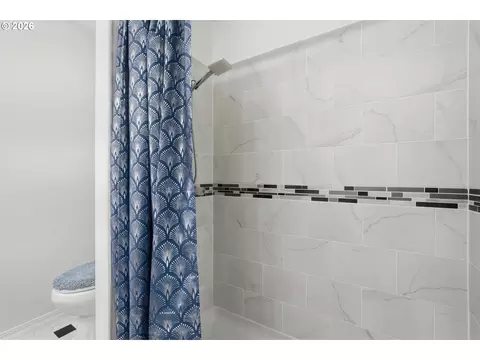 1520 SE 210th Ave, Gresham, OR 97030 photo 17