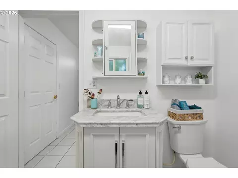 1520 SE 210th Ave, Gresham, OR 97030 photo 23