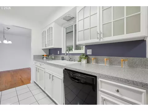 1520 SE 210th Ave, Gresham, OR 97030 photo 20