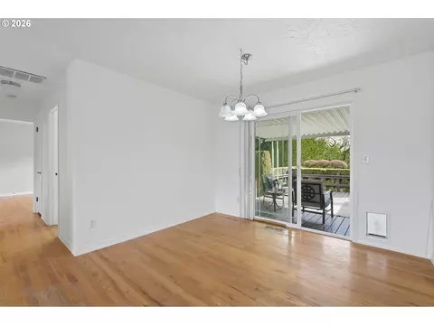 1520 SE 210th Ave, Gresham, OR 97030 photo 9