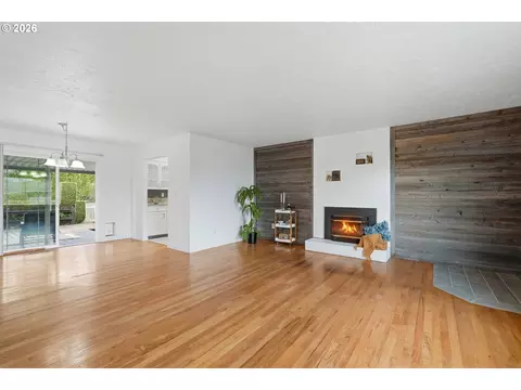 1520 SE 210th Ave, Gresham, OR 97030 photo 8