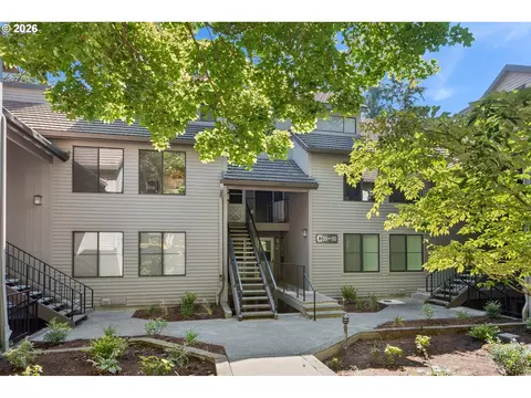 4000 Carman Dr, Lake Oswego, OR 97035