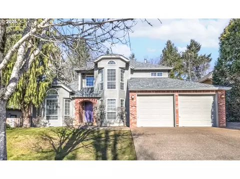 22305 SW Taylors Dr, Tualatin, OR 97062