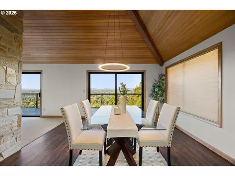 Dining - 2902 Rawhide St, West Linn, OR 97068 photo 2 of 2