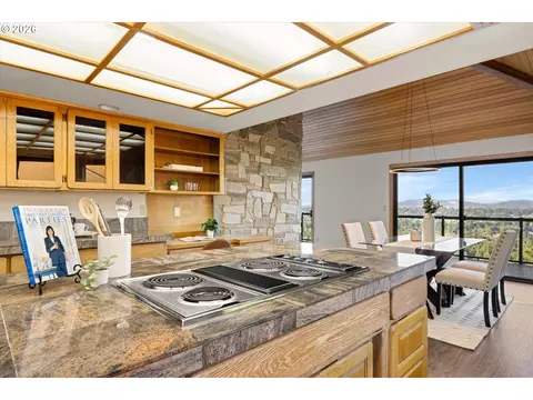 Kitchen - 2902 Rawhide St, West Linn, OR 97068 photo 1 of 4