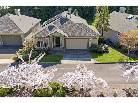 View/Area - 640 SE 40th Ter, Gresham, OR 97080 photo 1 of 6