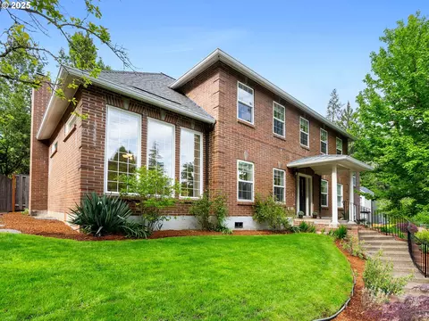 12260 SW Winterhawk Ln, Beaverton, OR 97007