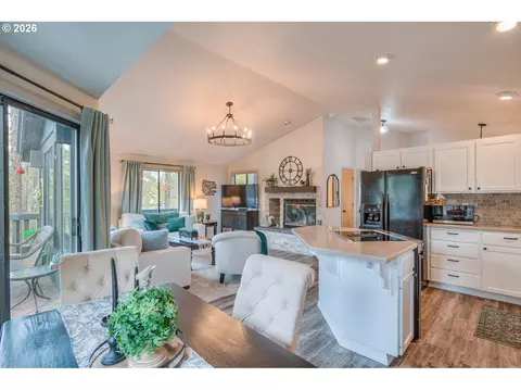 Other - 18034 Witchhazel Ln, Bend, OR 97707 photo 2 of 4