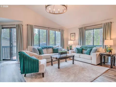 Living - 18034 Witchhazel Ln, Bend, OR 97707 photo 1 of 2