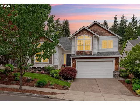 5955 SW Sequoia Dr, Tualatin, OR 97062