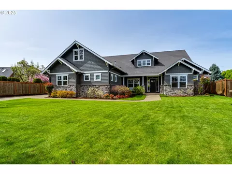 812 Mint Meadow Way, Springfield, OR 97477