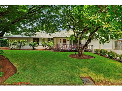 9016 NE 11th St, Vancouver, WA 98664