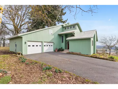6885 NW Spring Valley Rd, Salem, OR 97304