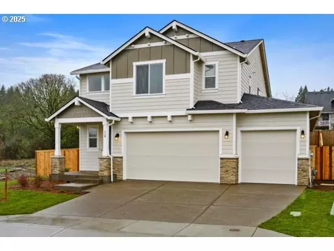1555 N Young St, Lafayette, OR 97127