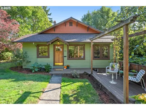 1810 SE 72nd Ave, Portland, OR 97215
