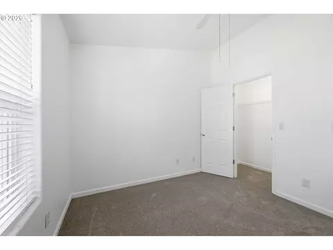 Bedroom - 3906 Century Dr, Eugene, OR 97402 photo 9 of 9