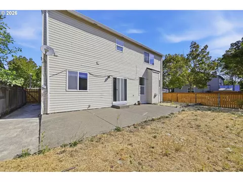 Exterior - 3906 Century Dr, Eugene, OR 97402 photo 6 of 8