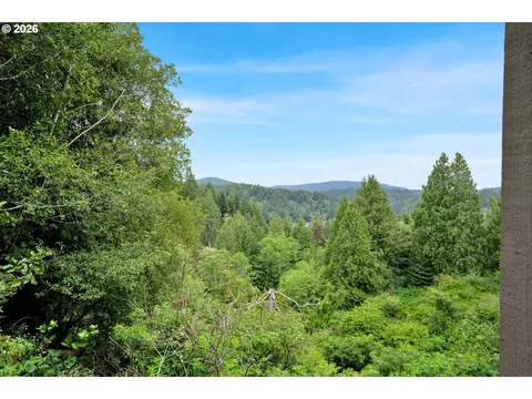 Other - 6027 View Loop, Florence, OR 97439 photo 2 of 4