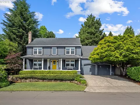 17985 Saint Clair Dr, Lake Oswego, OR 97034