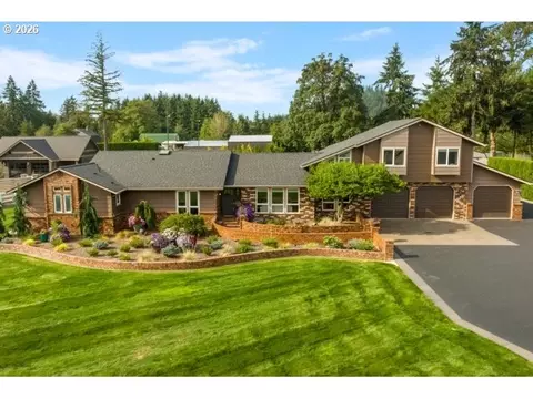 109 Bond Dr, Castle Rock, WA 98611