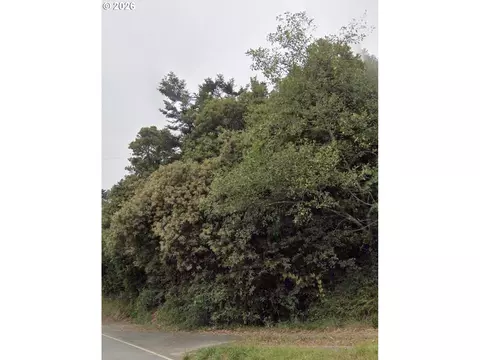 Hillside Acres Rd, Gold Beach, OR 97444