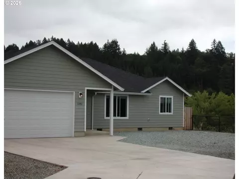 1340 NE Lisa Way, Myrtle Creek, OR 97457