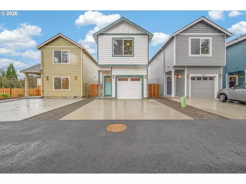 9253 E Burnside St, Portland, OR 97216