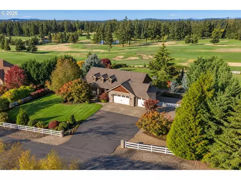 14457 S Stoneridge Dr, Oregon City, OR 97045