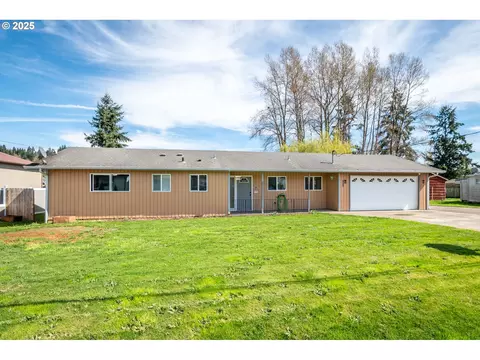 1658 N 2nd Ave, Kelso, WA 98626