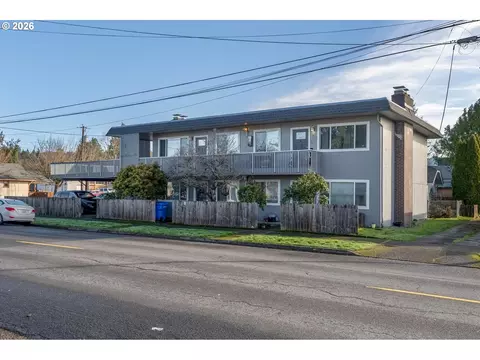 504 N 7th Ave, Kelso, WA 98626
