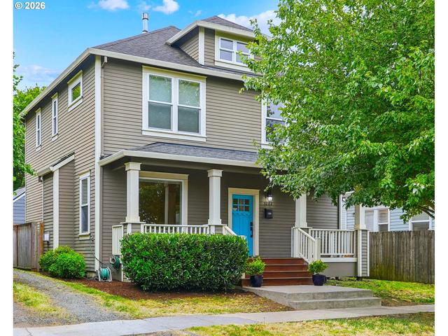 3262 NE Rosa Parks Way, Portland, OR 97211