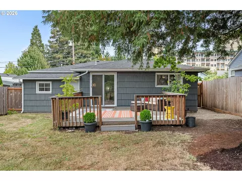 Exterior - 2936 Olive St, Eugene, OR 97405 photo 11 of 13