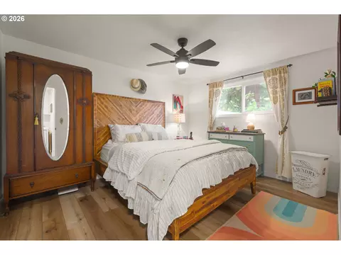 Bedroom - 2936 Olive St, Eugene, OR 97405 photo 1 of 3