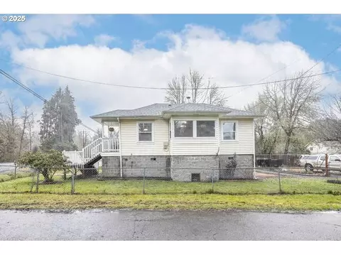 1210 N Mist Dr, Vernonia, OR 97064