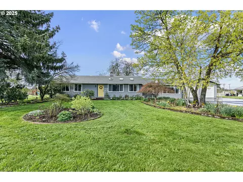 20996 Filbert Rd, Harrisburg, OR 97446