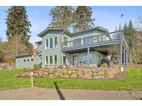 9065 8th St, Bay City, OR 97107