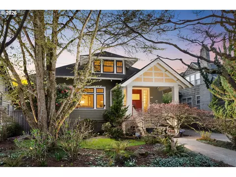 2417 NE 10th Ave, Portland, OR 97212