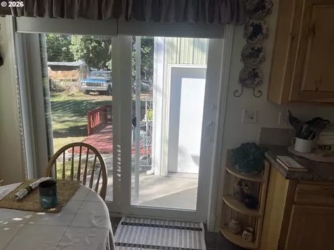Entry Way - 650 E Ash St, Union, OR 97883 photo 1 of 1
