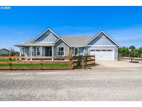 19125 Beaver Ln NE, Aurora, OR 97002
