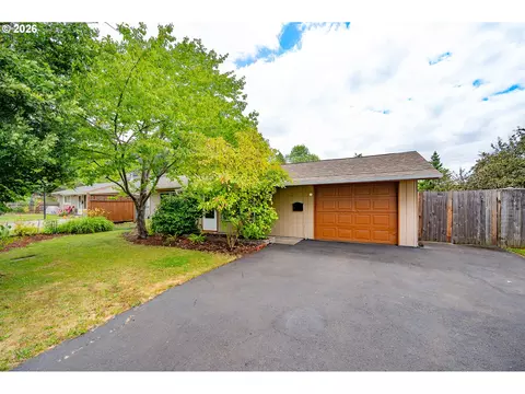 820 E 35th Ave, Eugene, OR 97405 photo 42