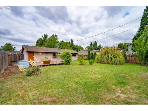 820 E 35th Ave, Eugene, OR 97405 photo 35