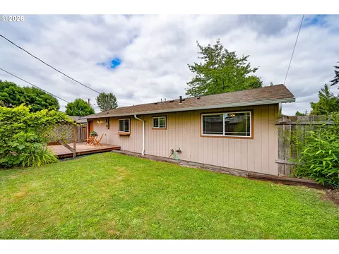 820 E 35th Ave, Eugene, OR 97405 photo 40
