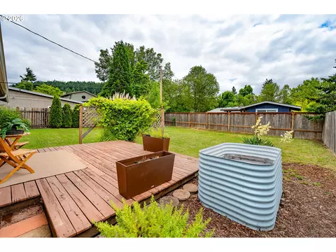 820 E 35th Ave, Eugene, OR 97405 photo 29