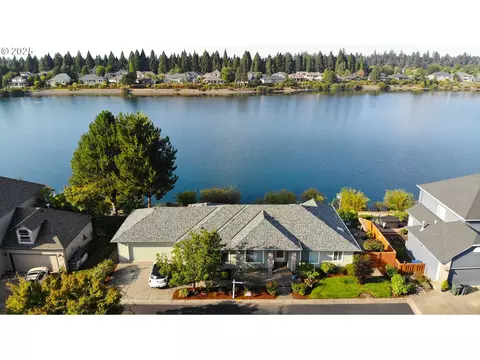 613 Lakefair Pl N, Keizer, OR 97303