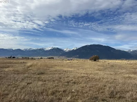 00 Shurtleff Rd, Haines, OR 97833