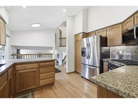 Kitchen - 2704 SW Giese Loop, Gresham, OR 97080 photo 3 of 3