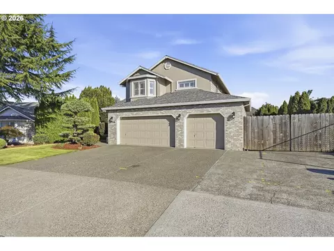 Exterior - 2704 SW Giese Loop, Gresham, OR 97080 photo 3 of 11