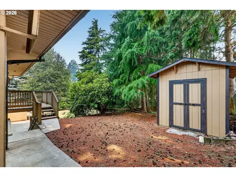 Exterior - 18010 SE Langensand Rd, Sandy, OR 97055 photo 10 of 12