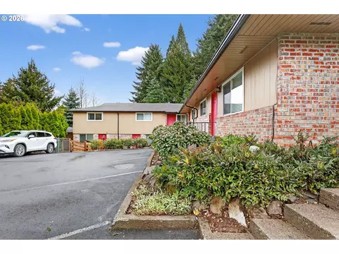 Exterior - 18010 SE Langensand Rd, Sandy, OR 97055 photo 5 of 12